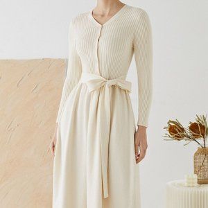 V-NECK BOWKNOT WAIST BUTTONED KNIT DRESS IN CREAM